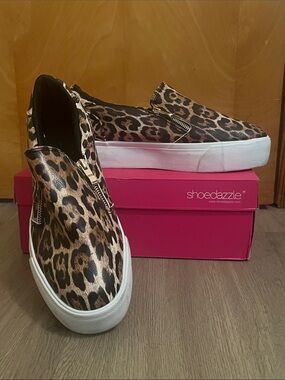 Shoedazzle Leopard Print Platform Slip-on Shoes